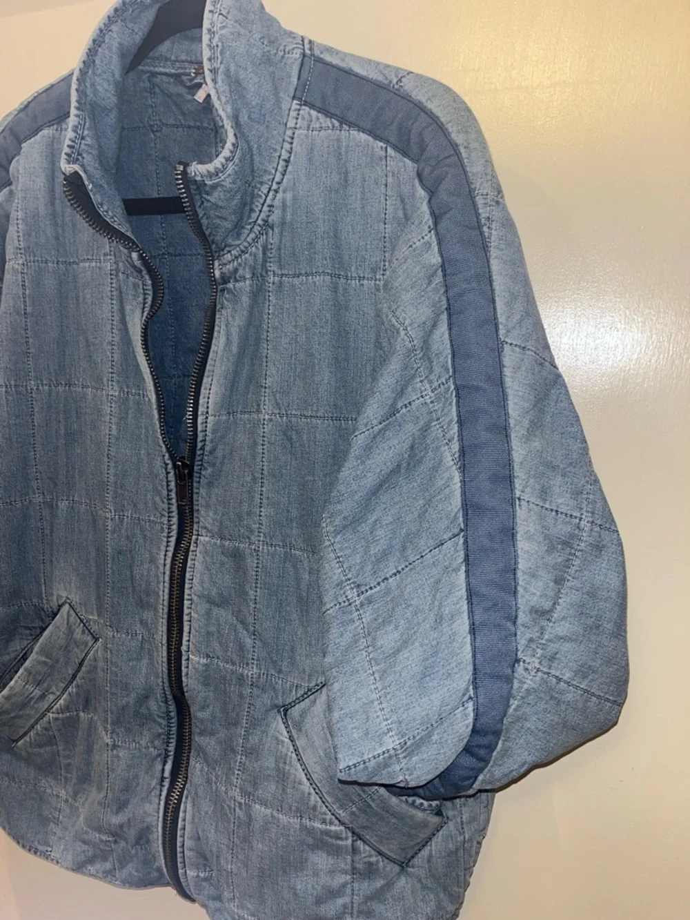 Free People Dolman Quilted Medium Wash Denim Jacket Size Small - Picture 4 of 16